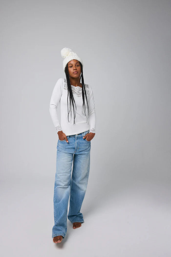 T-SHIRT TERMICA CON PIZZO