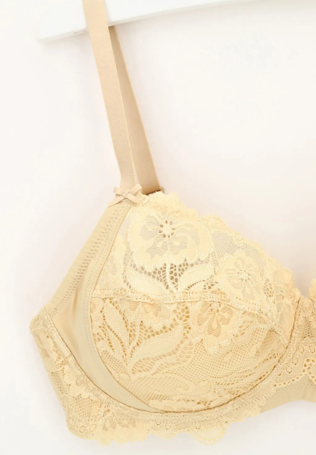 Reggiseno 250 Belseno in Pizzo – Sfoderato e Senza Ferretto