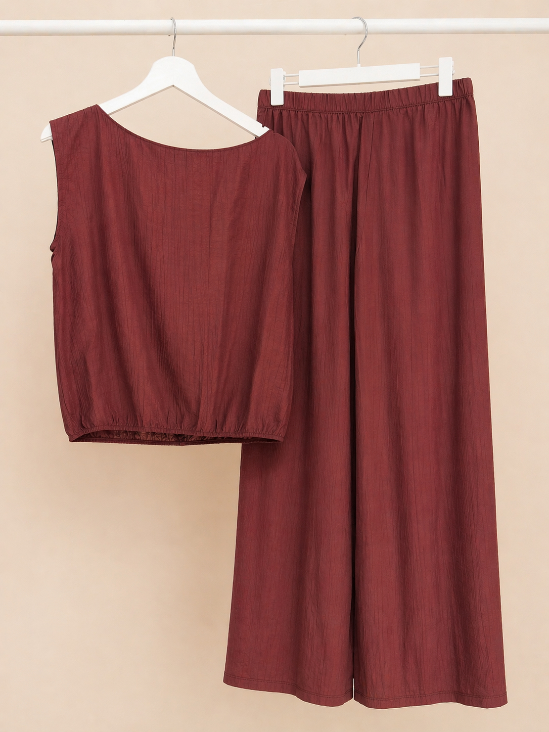 Completo Donna Jadea in Viscosa con Top Smanicato e Pantalone Coordinato