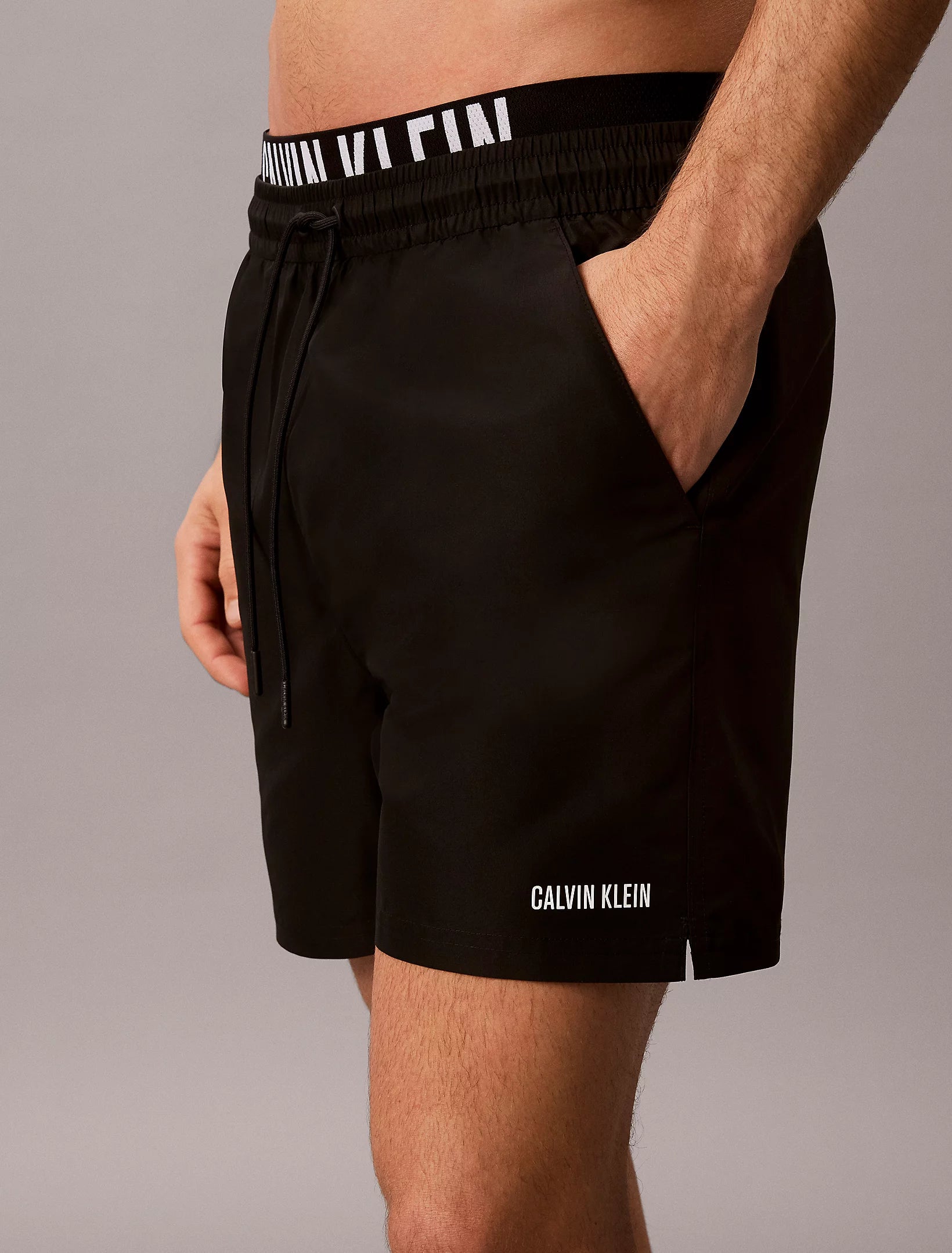 Calvin Klein Costume Uomo Intense Power – Pantaloncino Mare Medio con Banda Logo
