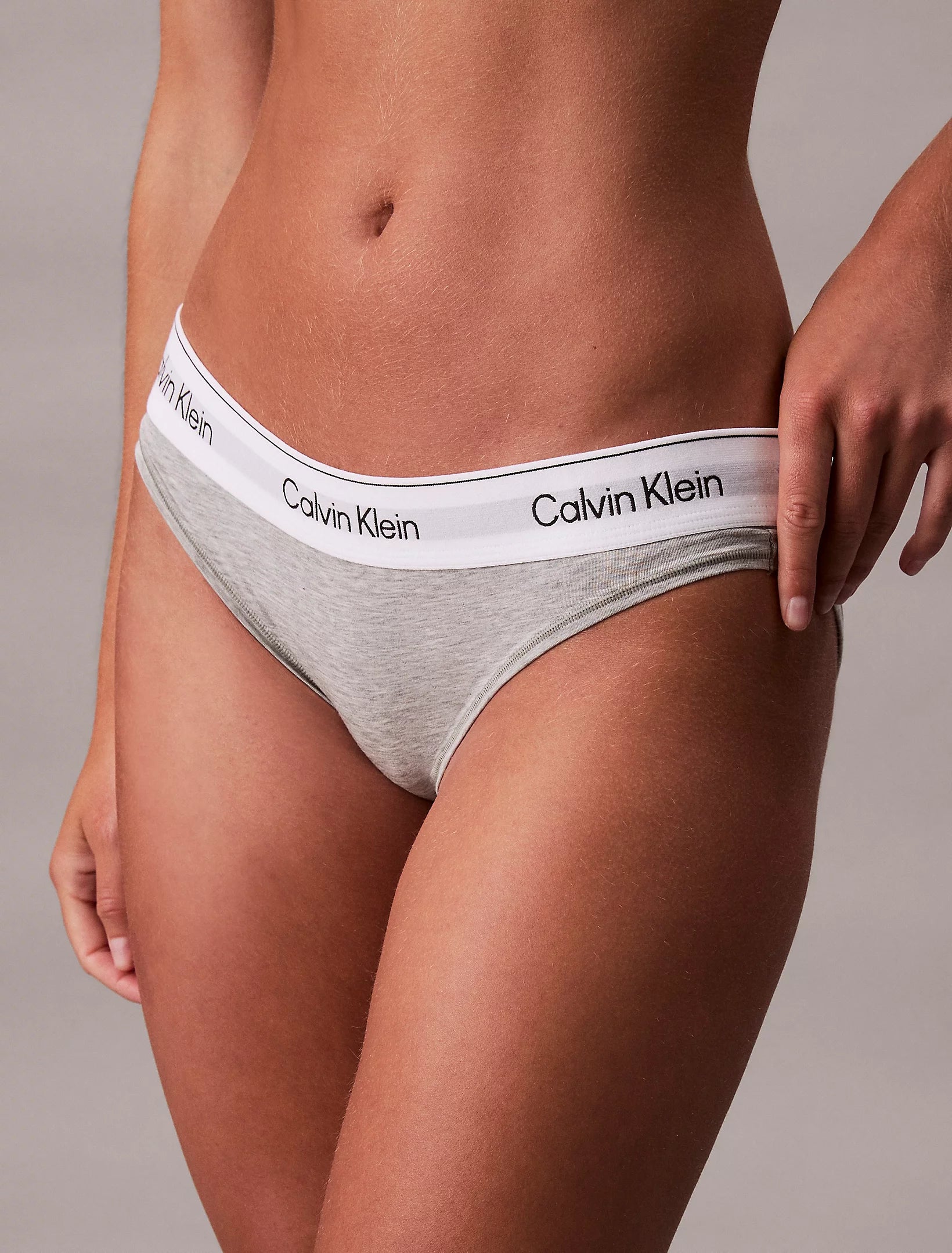 Slip Bikini Donna Calvin Klein in Cotone e Modal con Fascia Infinity Bond
