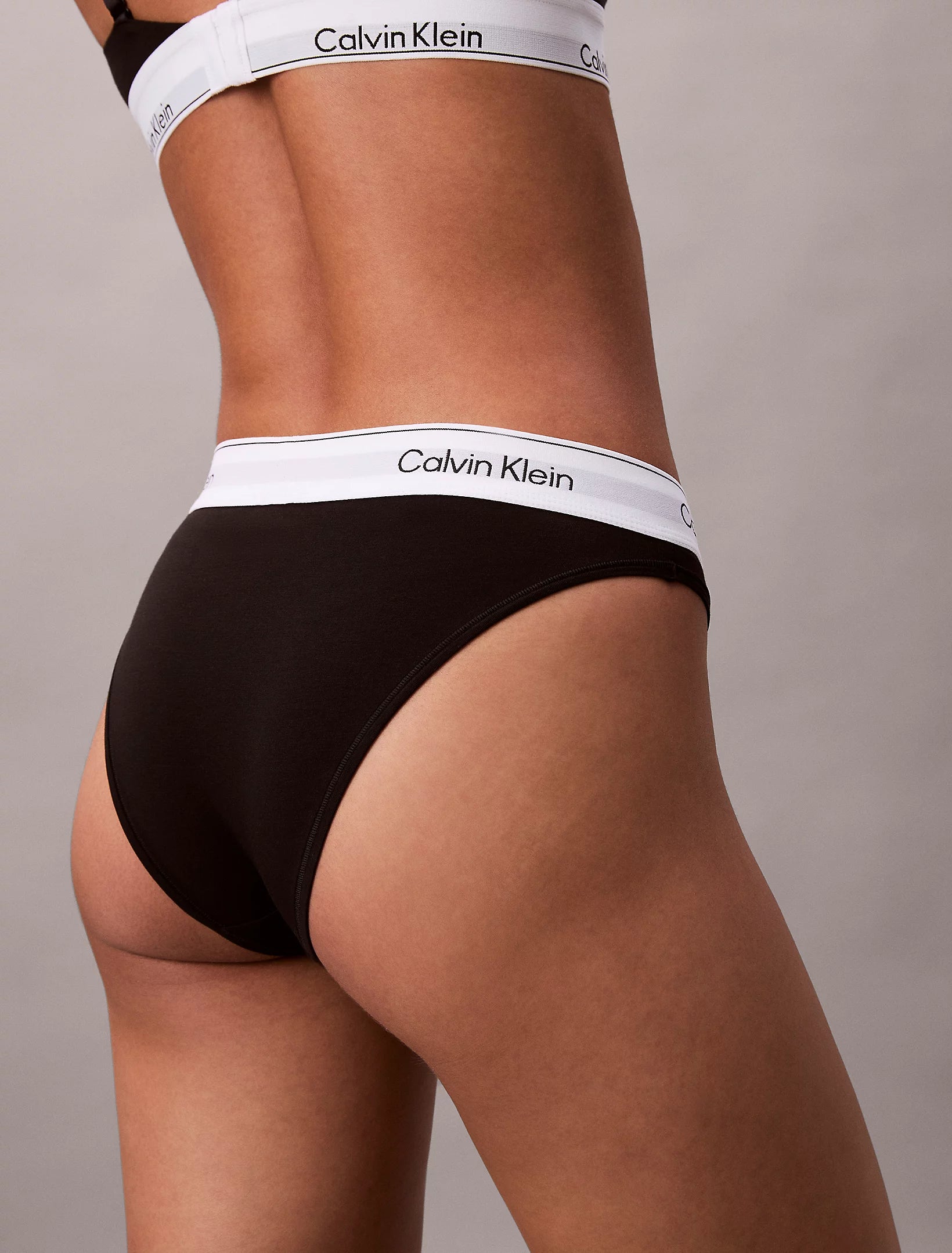 TANGA VITA ALTA CALVIN KLEIN